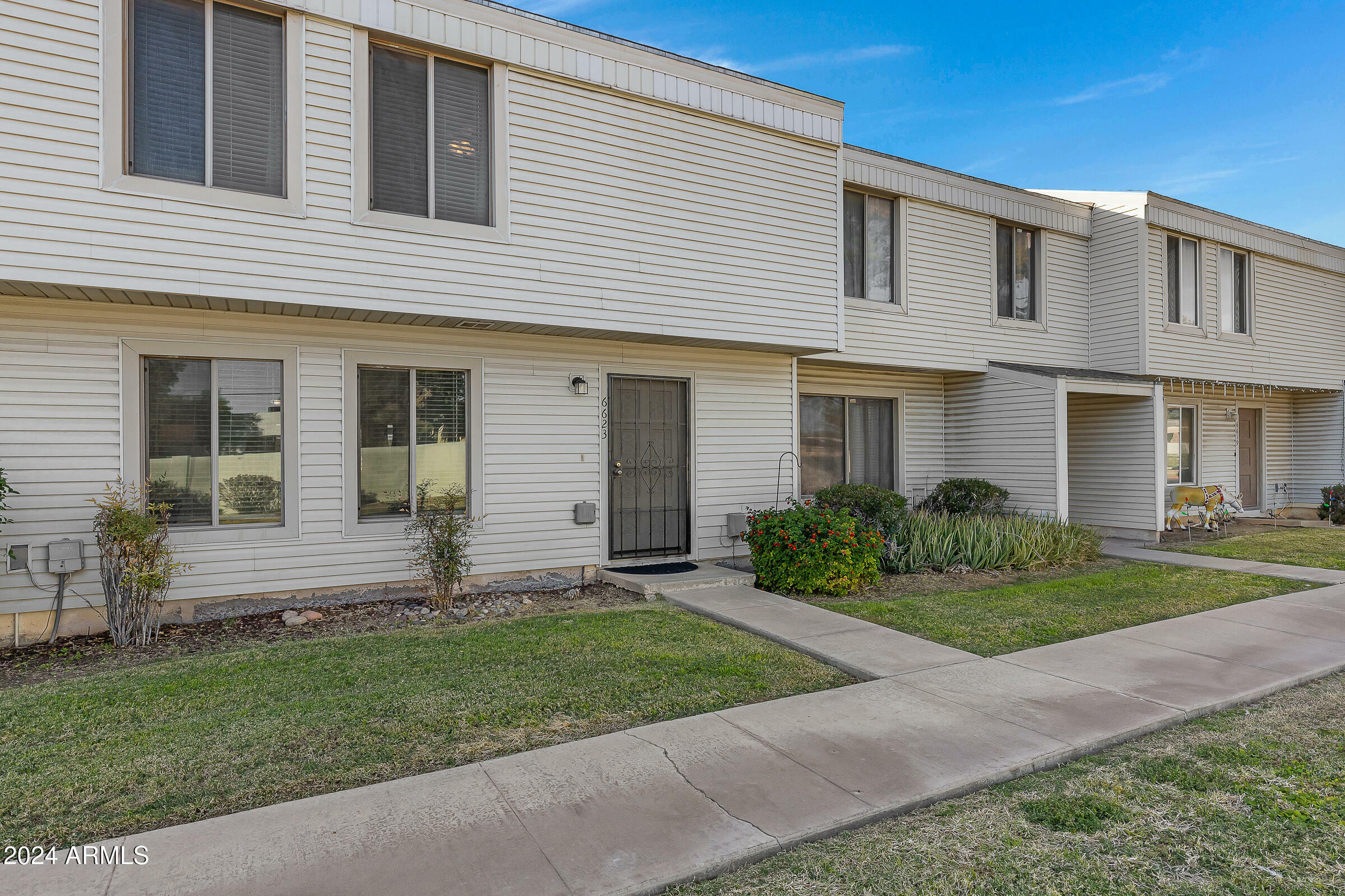 Property Photo: 6623 S Palm Drive AZ 85283