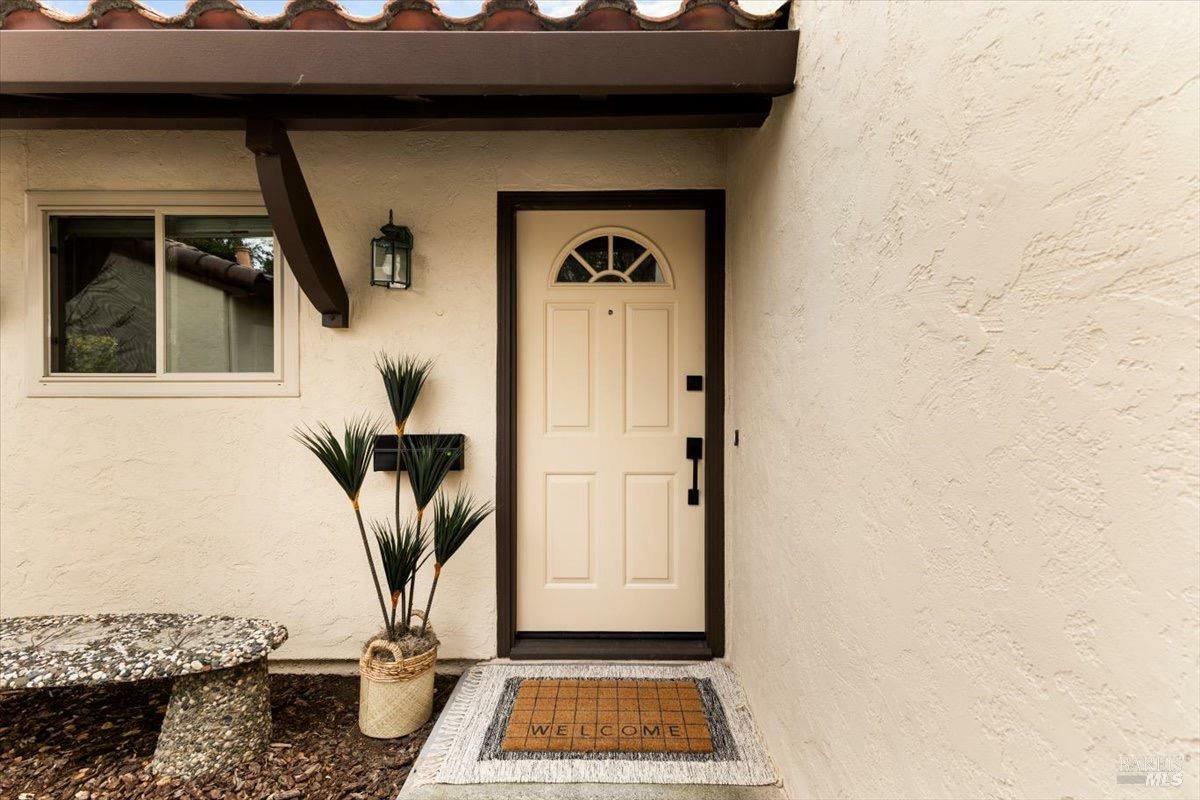 Property Photo:  809 Shady Oak Drive  CA 95404 