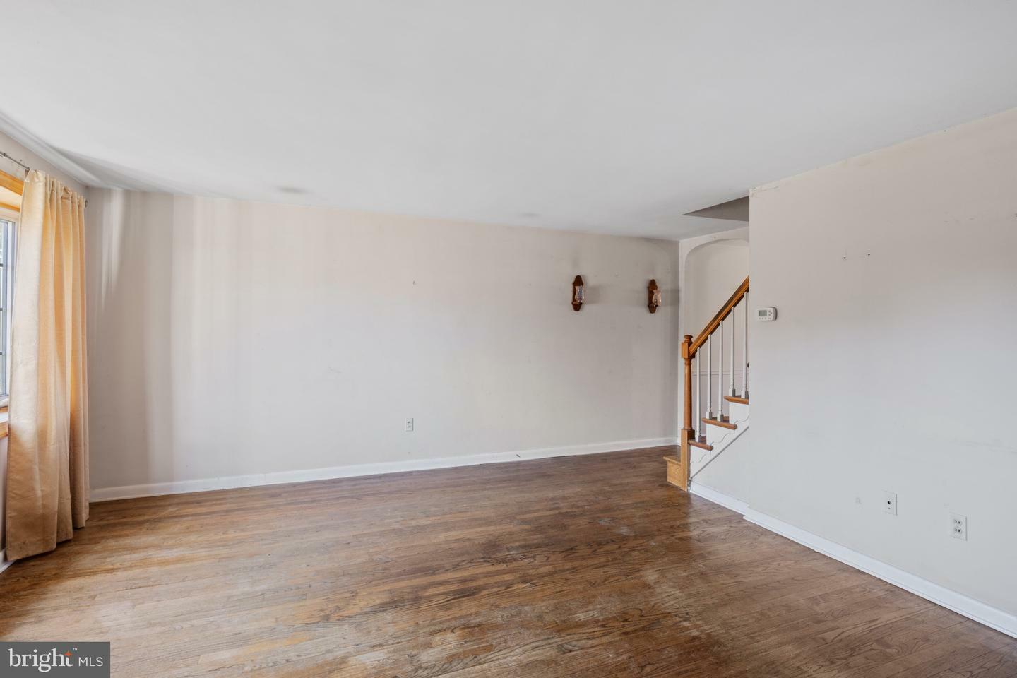 Property Photo:  1121 Linden Avenue  MD 21227 