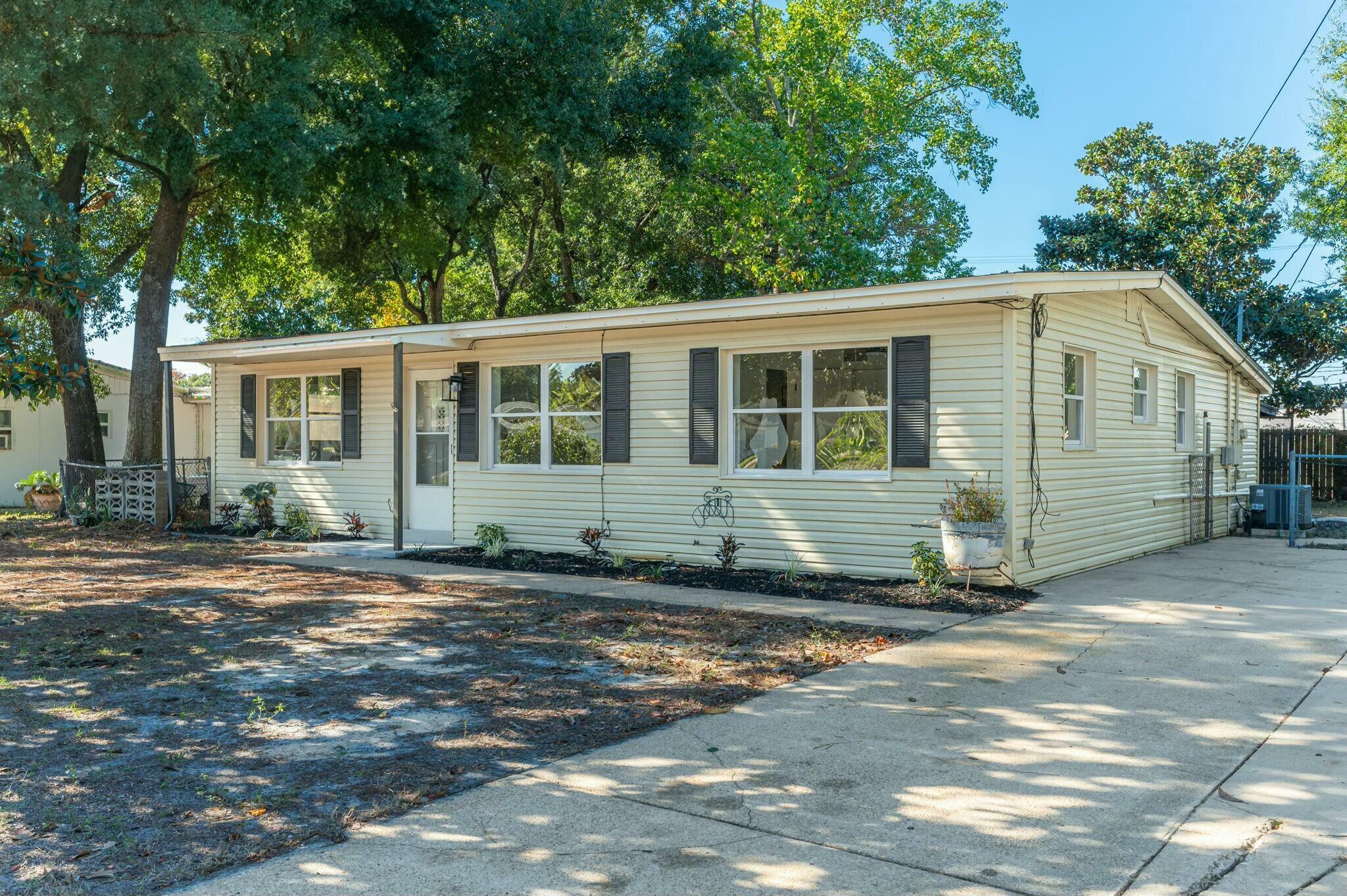 Property Photo:  361 Shrewsbury Road  FL 32569 