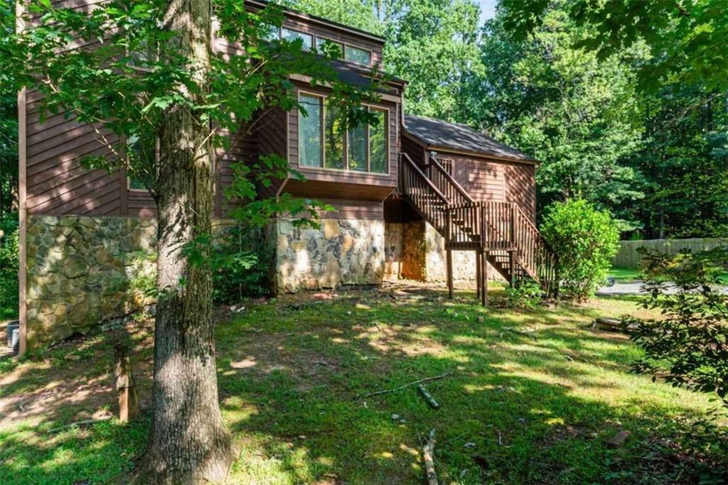 Property Photo:  839 Post Road Way  GA 30088 