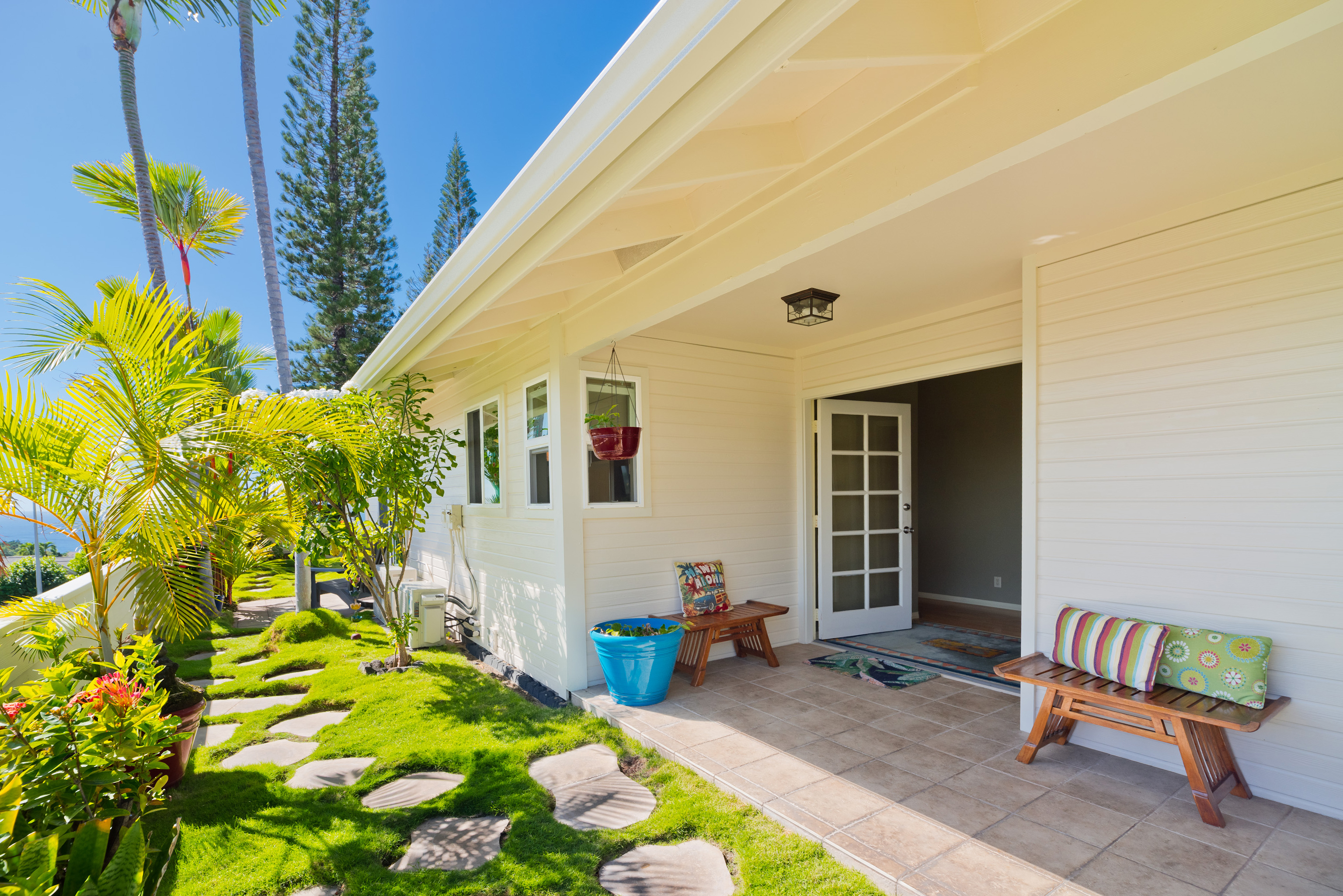 Property Photo:  75-252 Nani Kailua Dr 35  HI 96740 