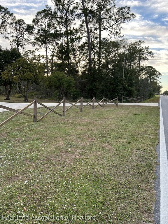 Property Photo:  3505 Golfview Road  FL 33875 