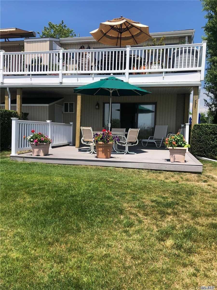Property Photo:  61 West Tiana Road 14  NY 11946 