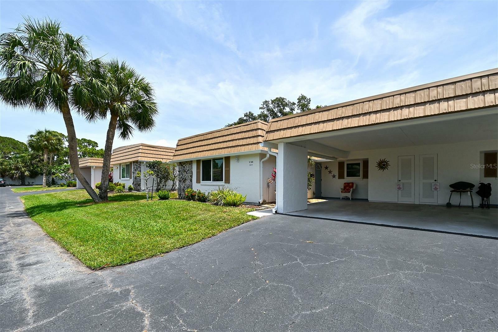 Property Photo:  2623 Riverbluff Parkway 144  FL 34231 