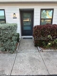 Property Photo: 9218 Mission Oaks Boulevard E FL 33776