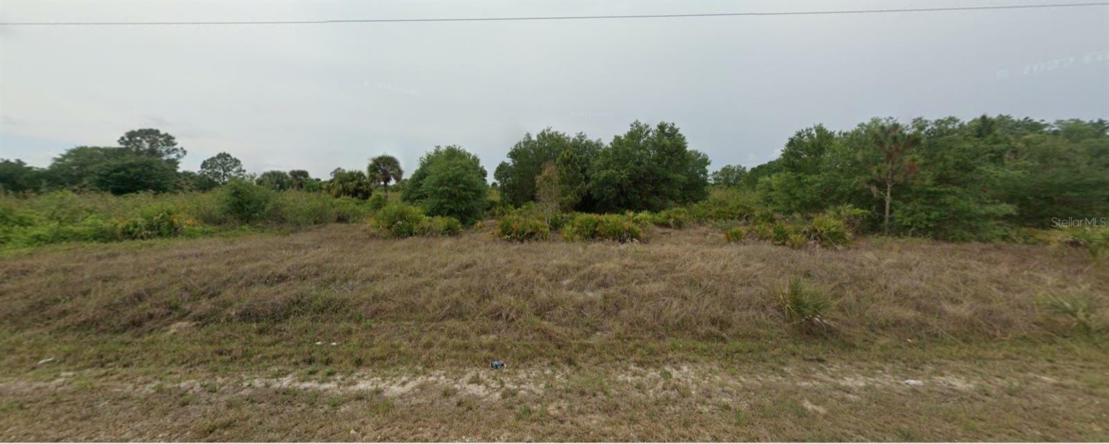 Property Photo:  821 North Avenue  FL 33972 