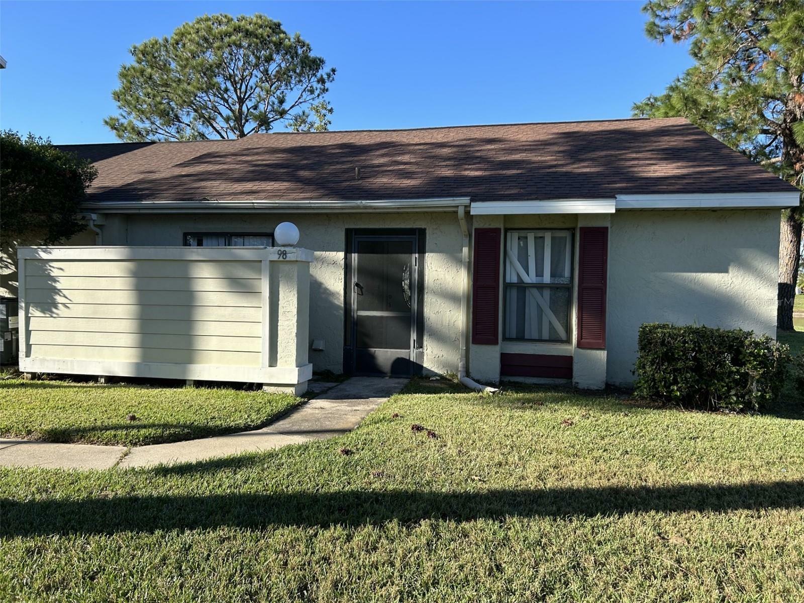 Property Photo:  98 Pine Island Circle  FL 34743 