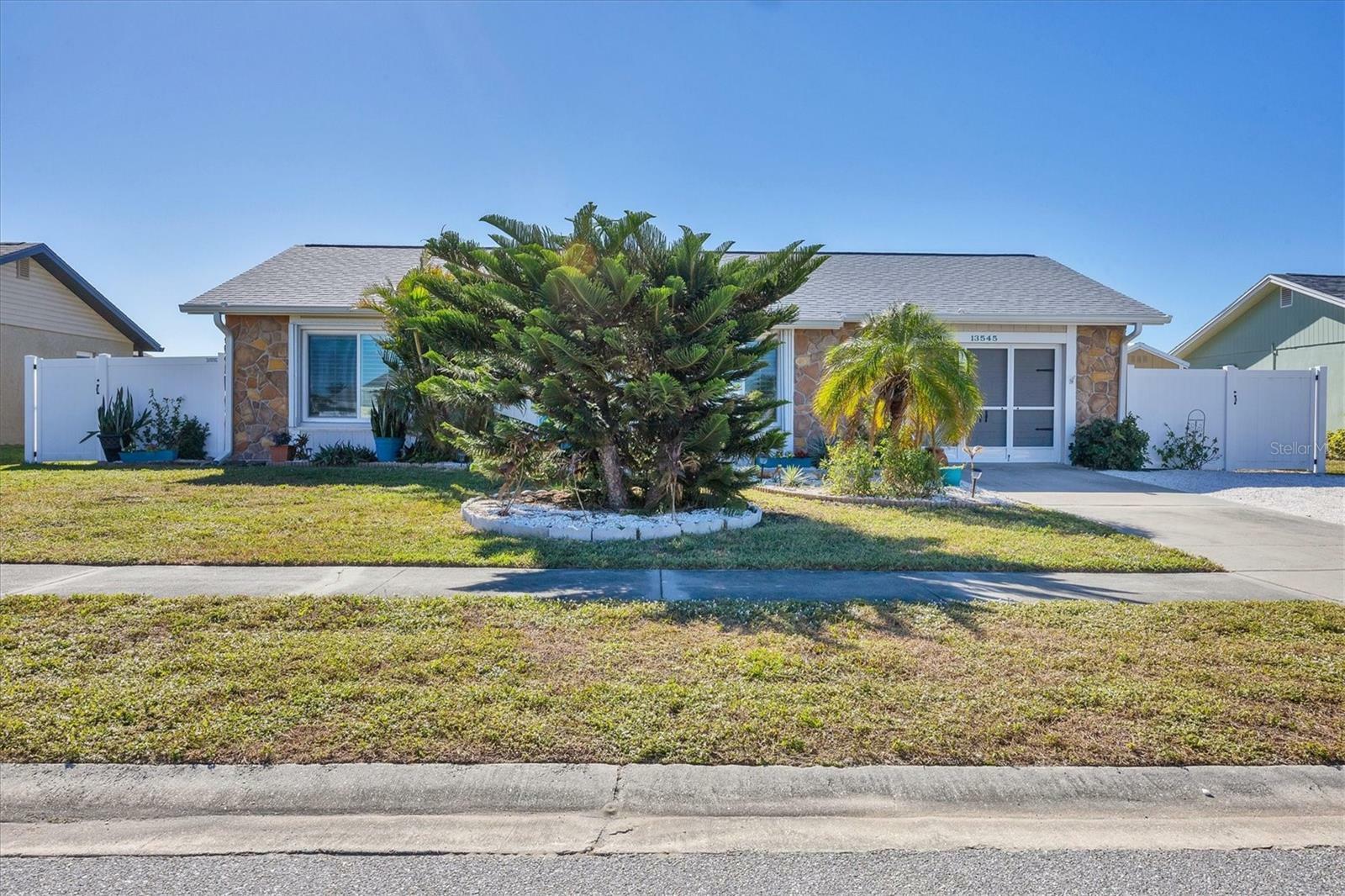 Property Photo:  13545 Overton Avenue  FL 33981 