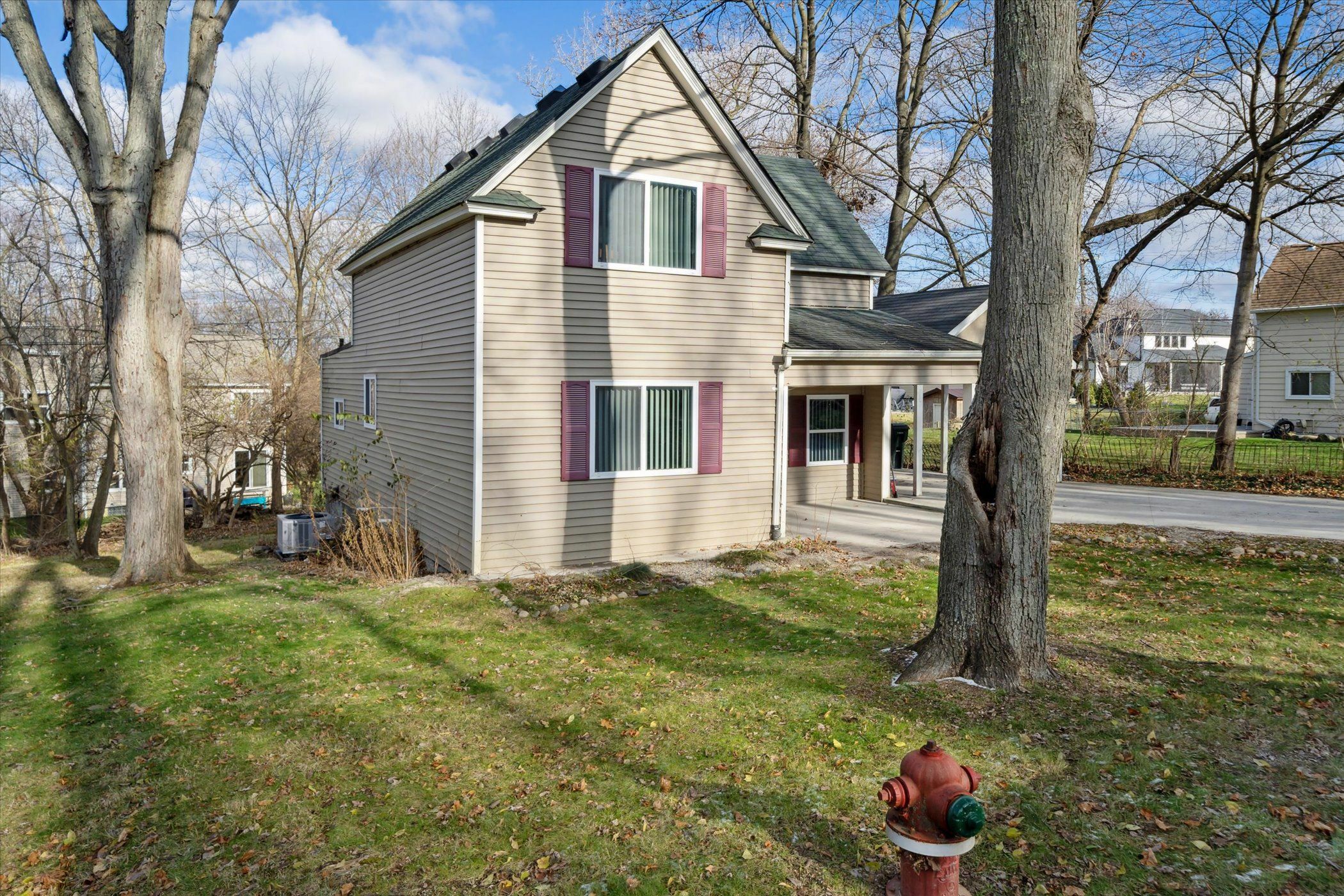 Property Photo:  102 Cloverport Avenue  MI 48307 2763 