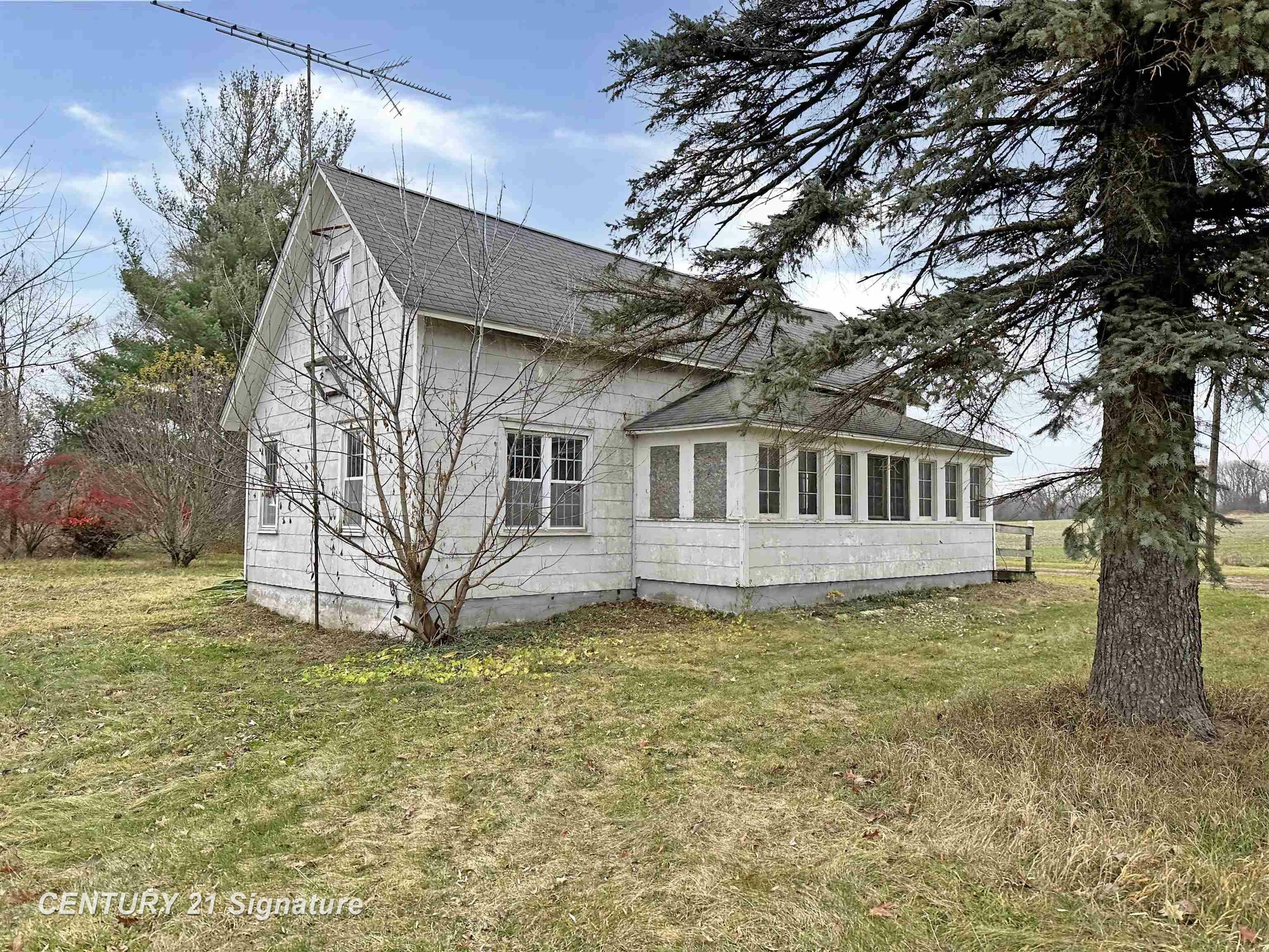 Property Photo:  3798 W Remus Road  MI 48858 