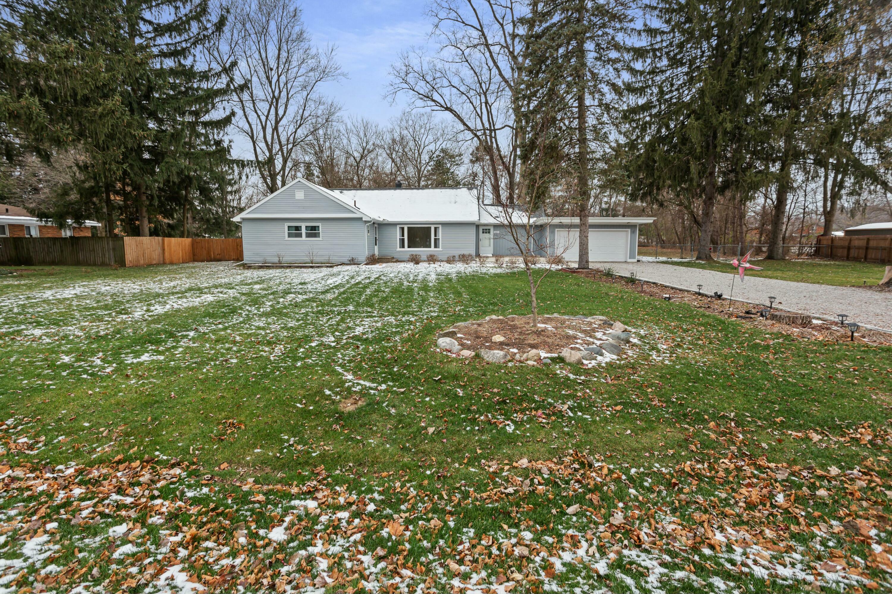 Property Photo:  21031 Delaware Street  MI 48033 