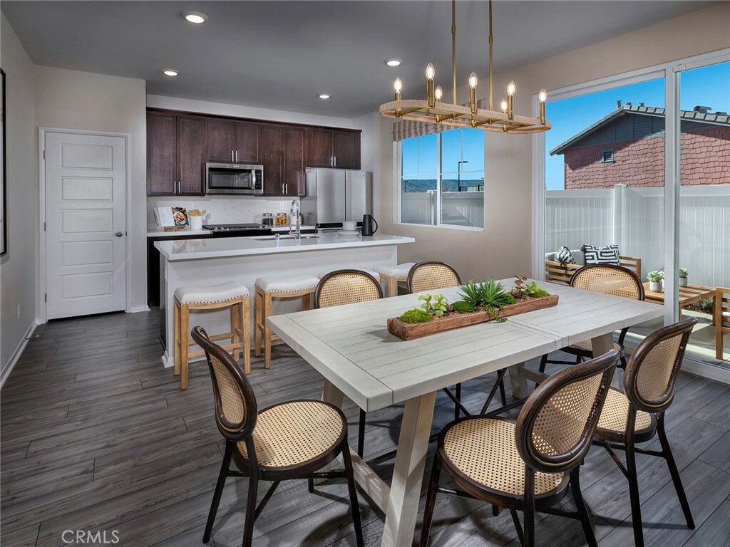 Property Photo: 2082 Bergamot Street CA 92374