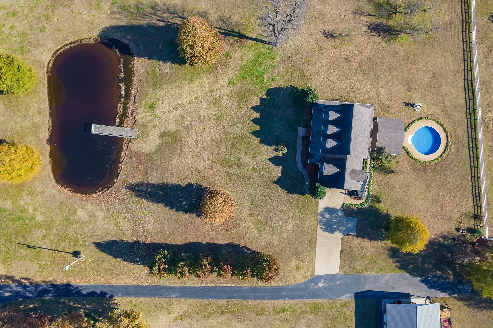 Property Photo:  304 China Grove Rd  TN 38369 