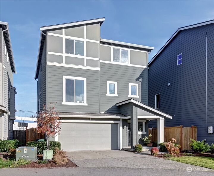 13327  11th Avenue W  Everett WA 98204 photo