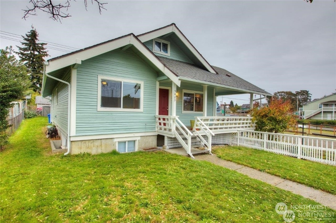 Property Photo:  5423 S Pine Street  WA 98409 