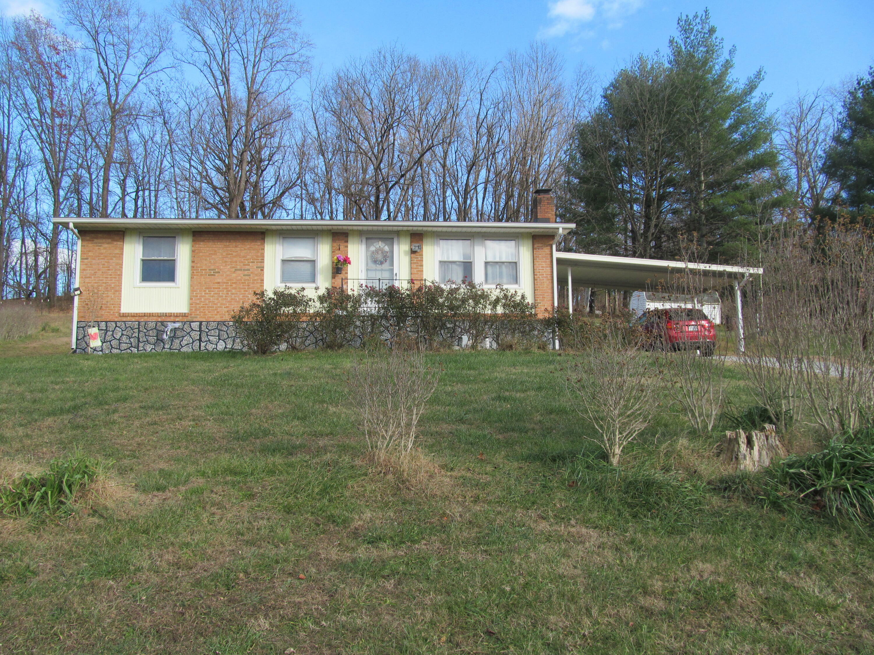 Property Photo:  4768 Catawba Rd  VA 24175 