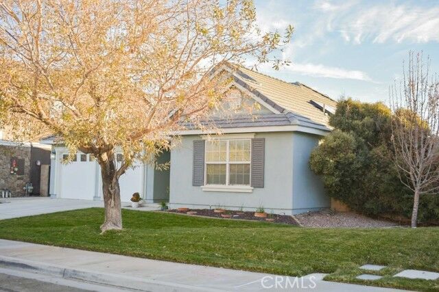 Property Photo:  43036 Bale Court  CA 93535 
