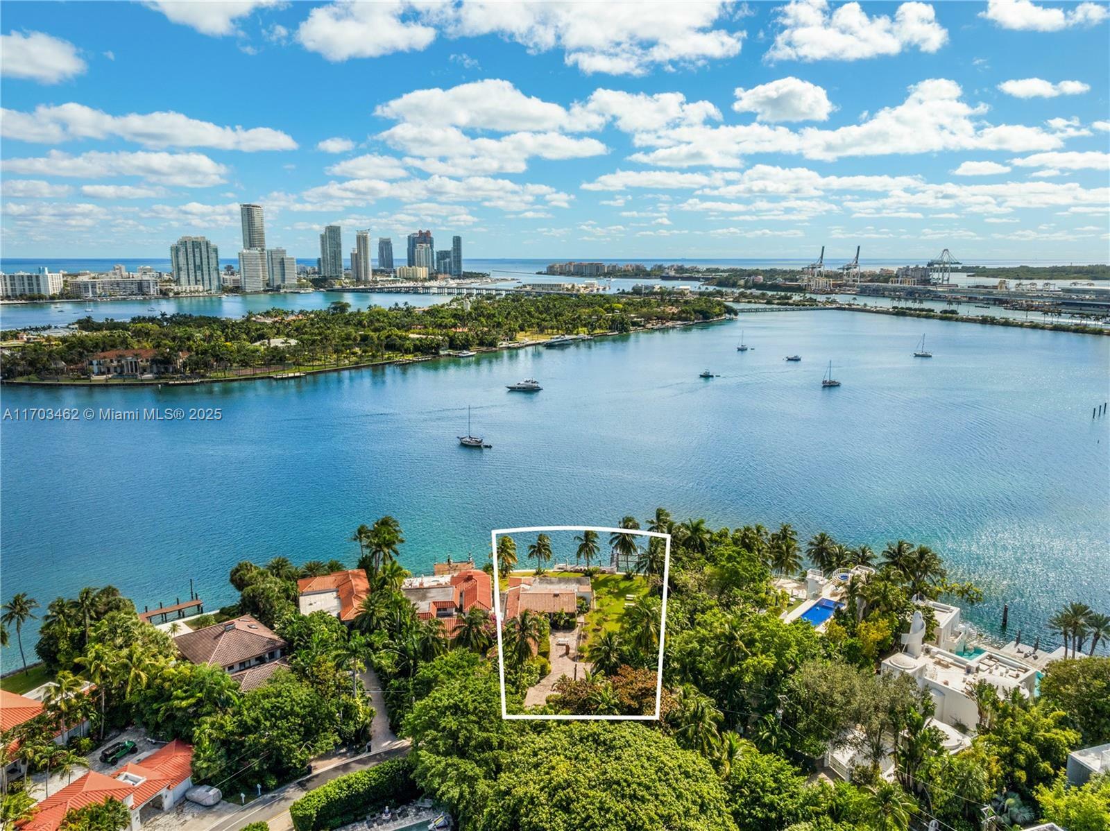 Property Photo: 6 S Hibiscus Dr FL 33139