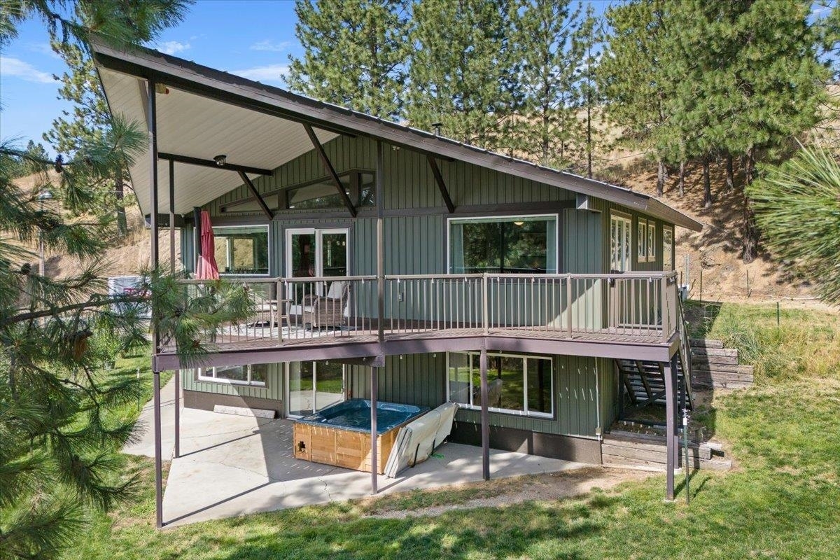 Property Photo:  14361 N Bigelow Gulch Rd  WA 99217 