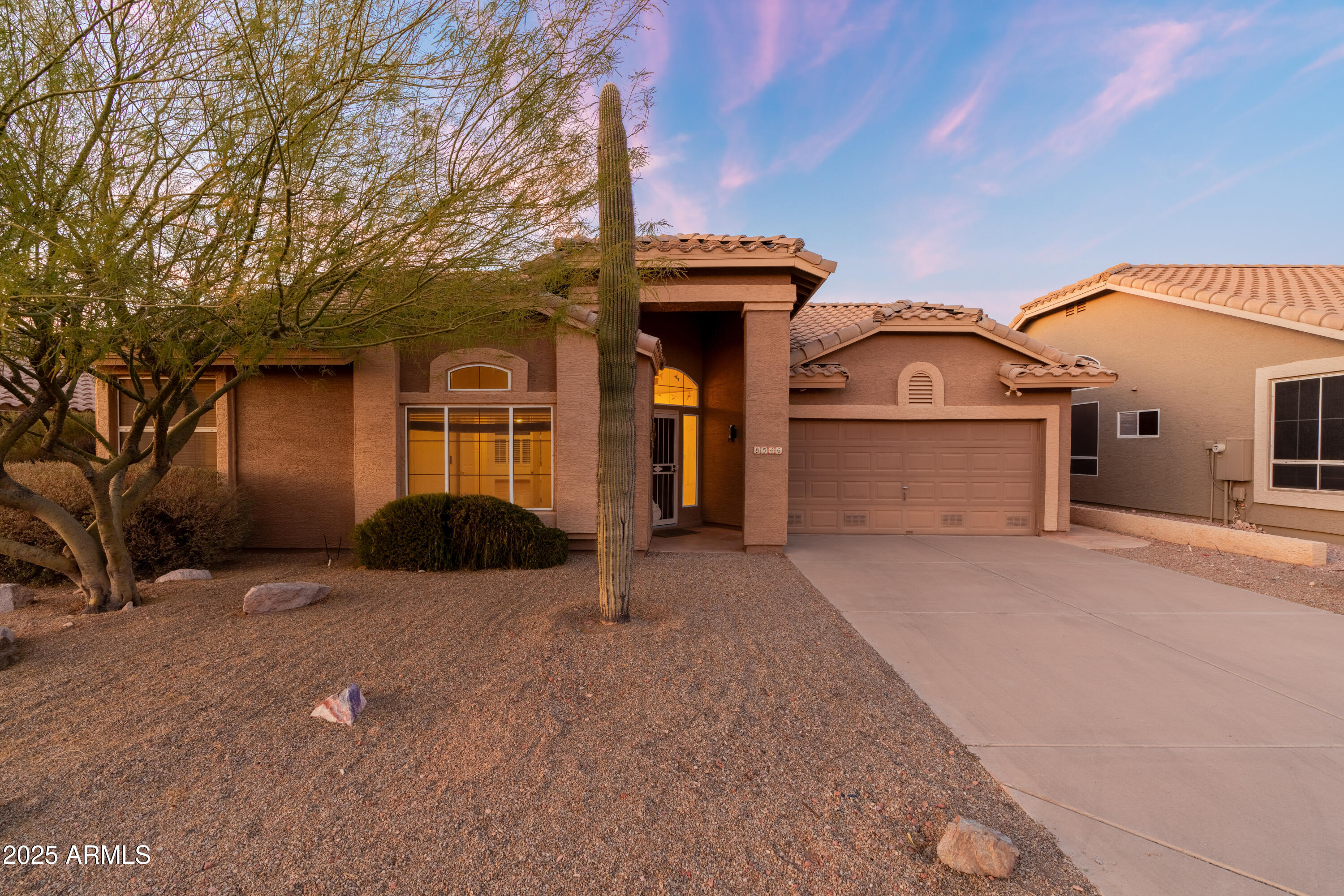 Property Photo: 8546 E Brittle Bush Road AZ 85118