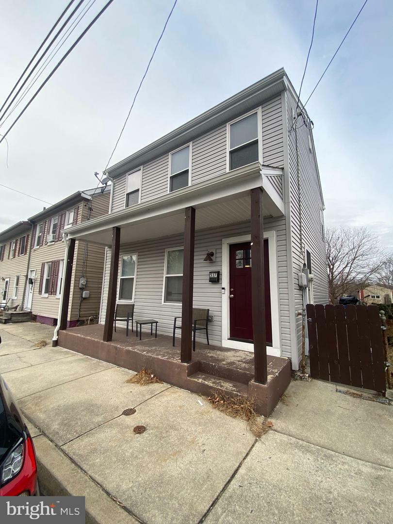 Property Photo: 537 Manor Street PA 17512