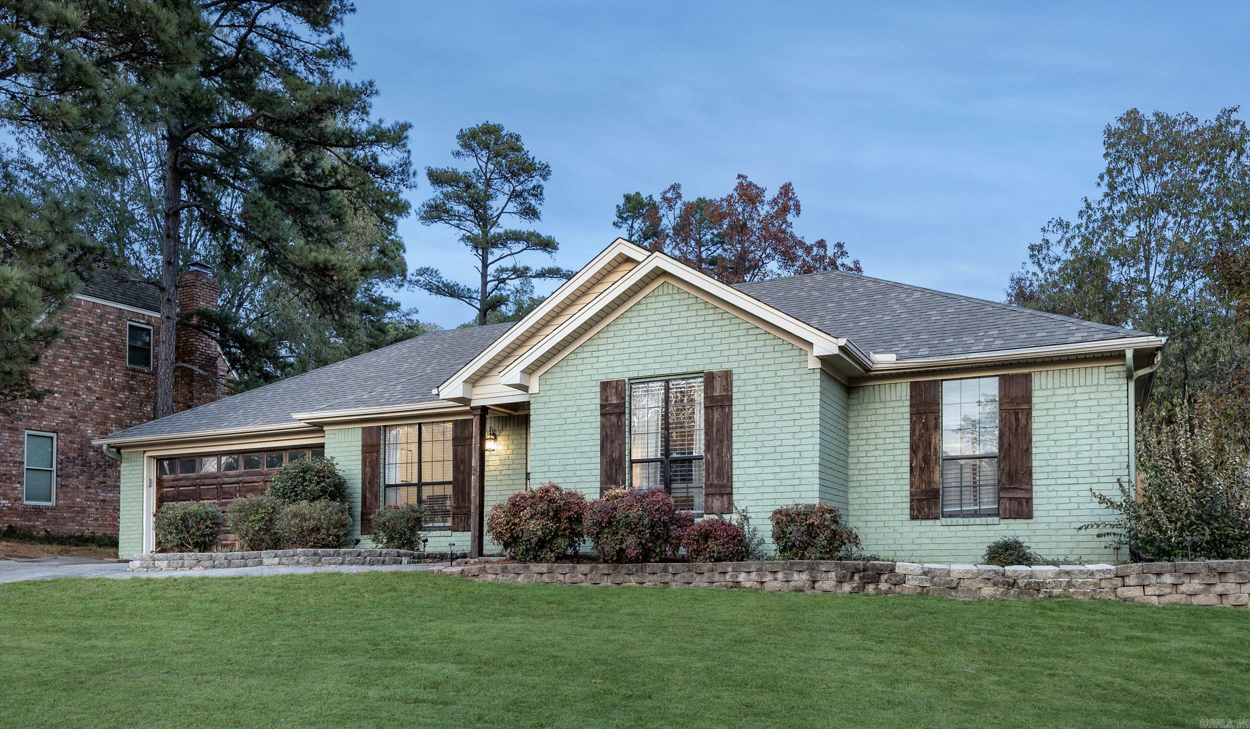 Property Photo:  12 Winona Drive  AR 72113 