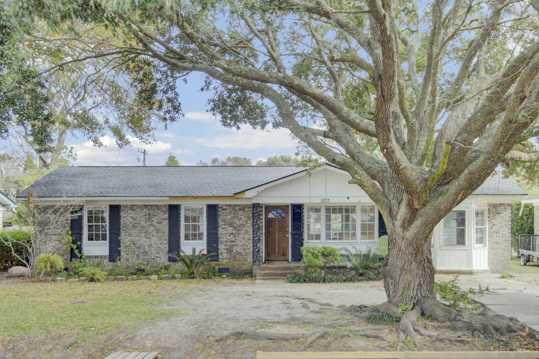 Property Photo:  1172 Landsdowne Drive  SC 29412 