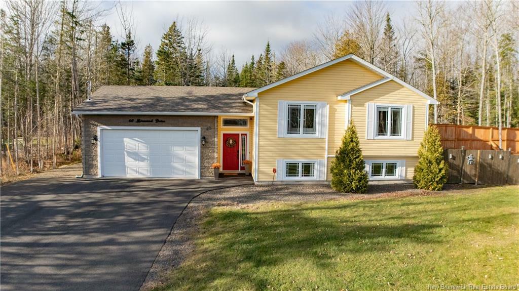 Property Photo:  60 Mirwood Drive  NB E3B 0P3 