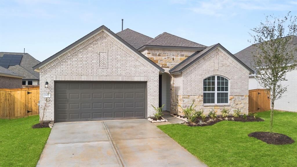 Property Photo:  2913 Cliff Ridge Lane  TX 77493 