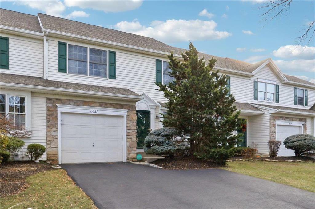 Property Photo: 2821 Hope Ridge Drive PA 18045