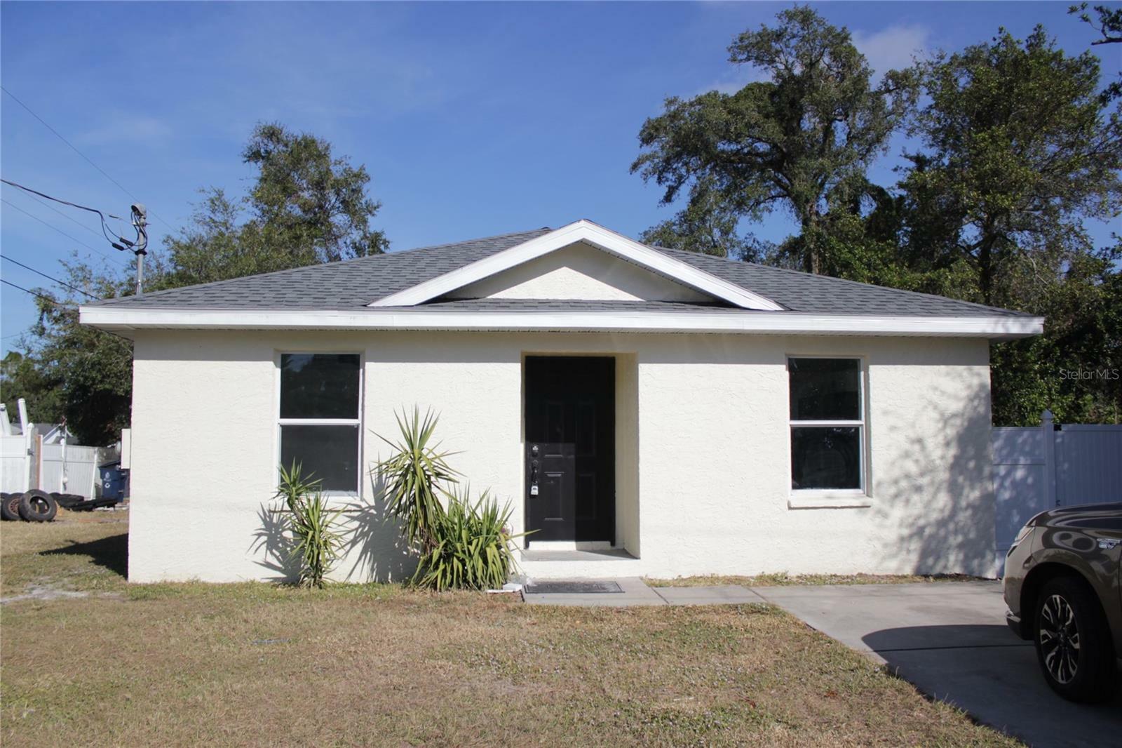 1302 E Annie Street  Tampa FL 33612 photo