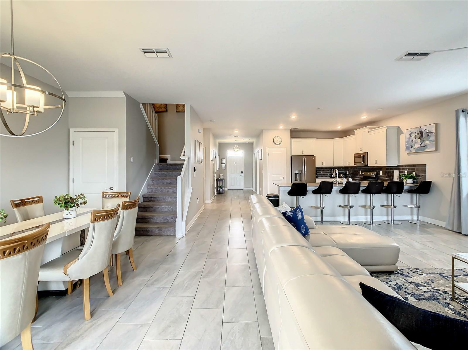 Property Photo: 1670 Moon Valley Drive FL 33896