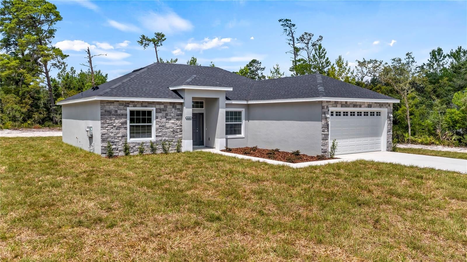 Property Photo:  40630 E Eighth Avenue  FL 32784 