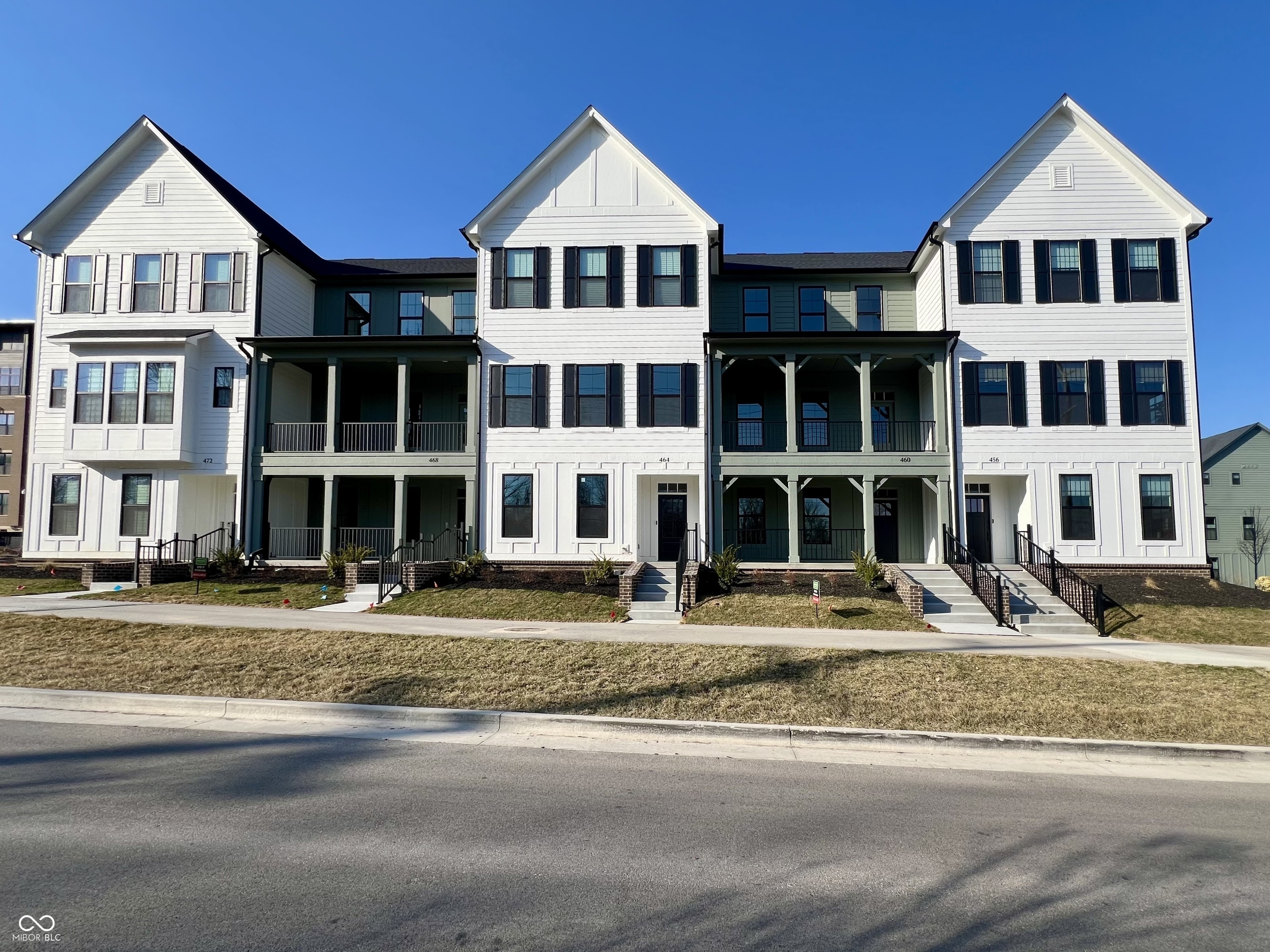468 W Smoky Row  Carmel IN 46032 photo