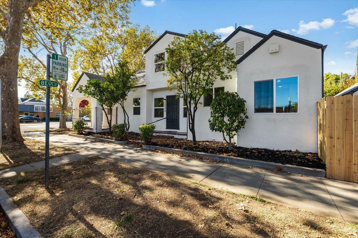 Property Photo:  2030 19th Street  CA 95818 