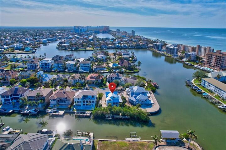 Property Photo:  129 Egret Ave  FL 34108 