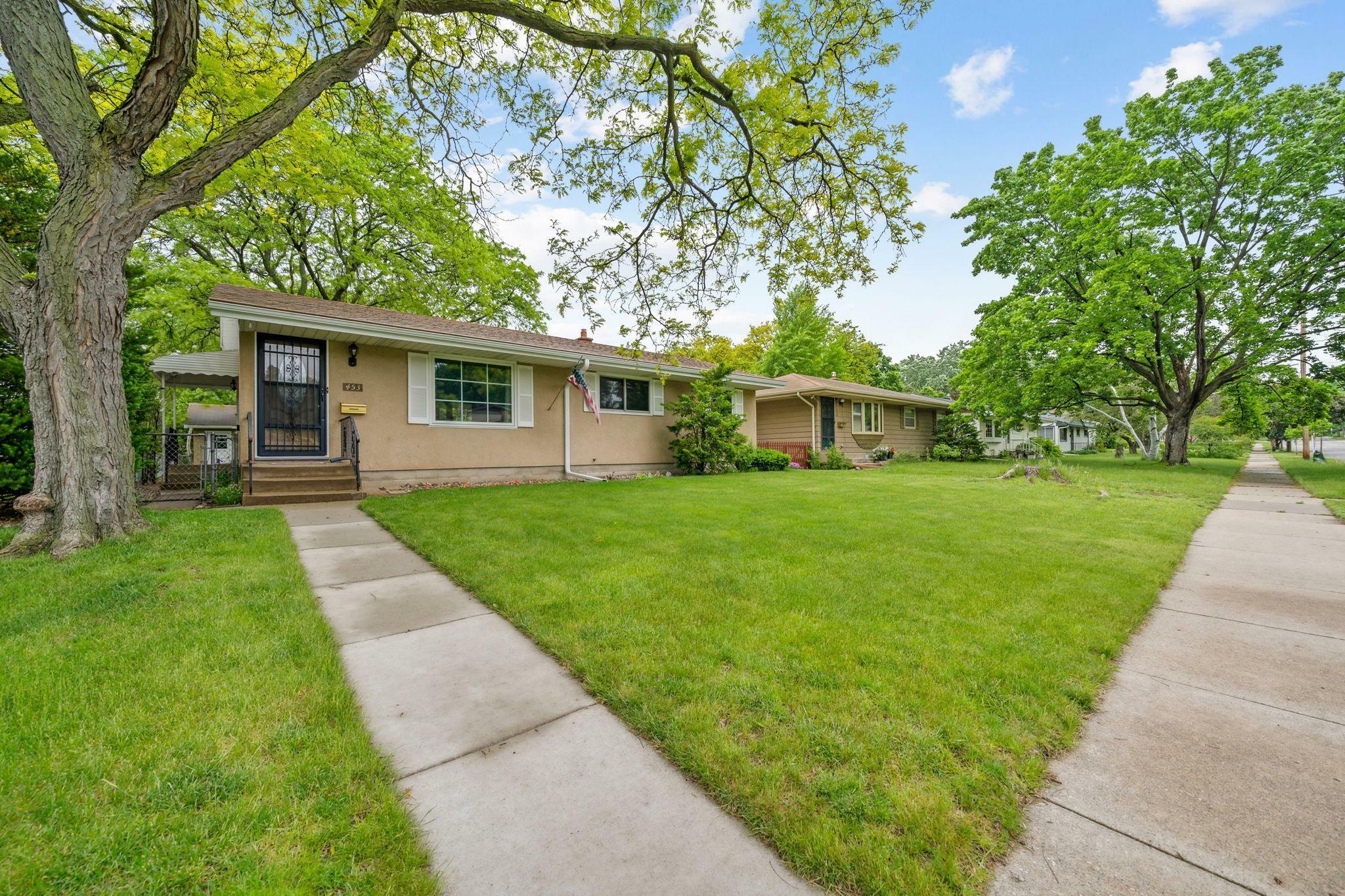 Property Photo:  453 Birmingham Street  MN 55106 