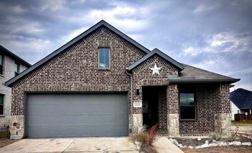 Property Photo:  4404 Cascade Falls Court  TX 75189 