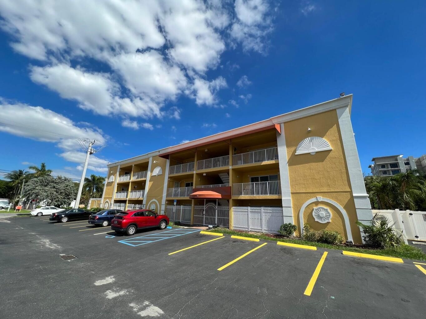 Property Photo:  32 NE 22nd Avenue 108  FL 33062 