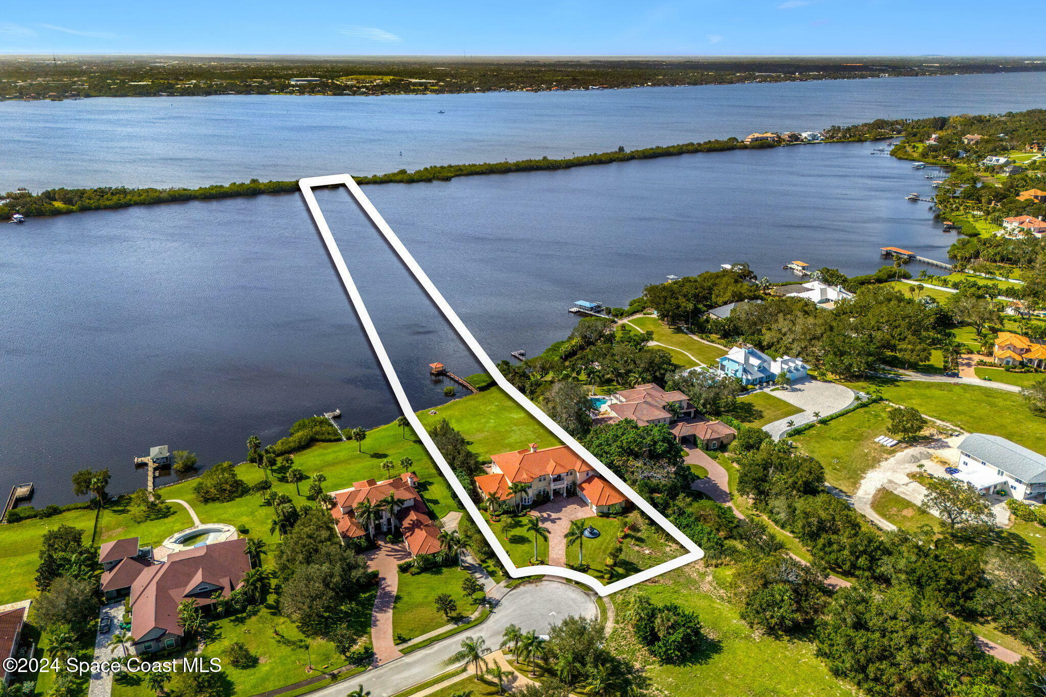 Property Photo:  4760 Honeyridge Lane  FL 32952 