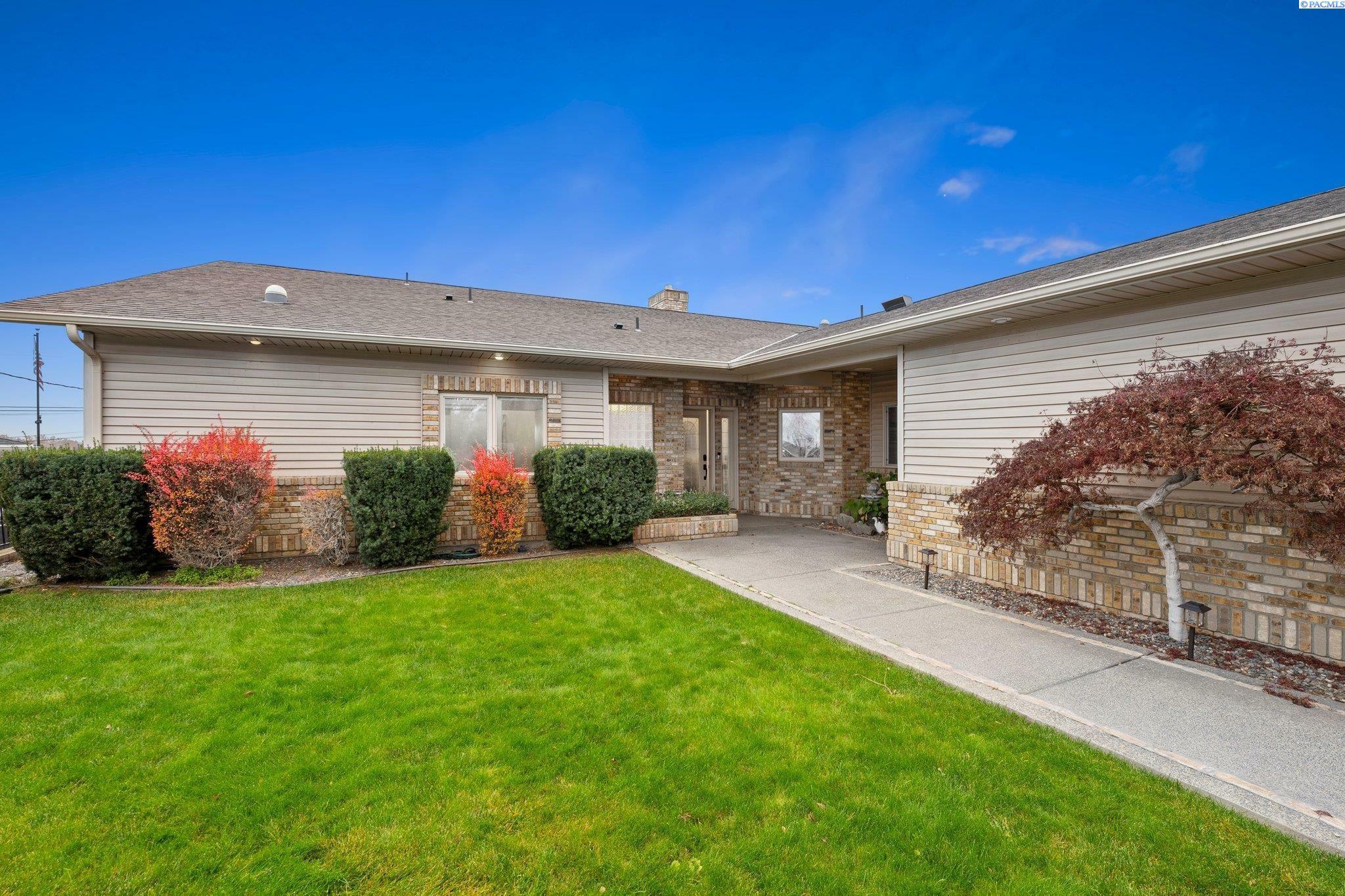 Property Photo:  508 N Underwood  WA 99337 