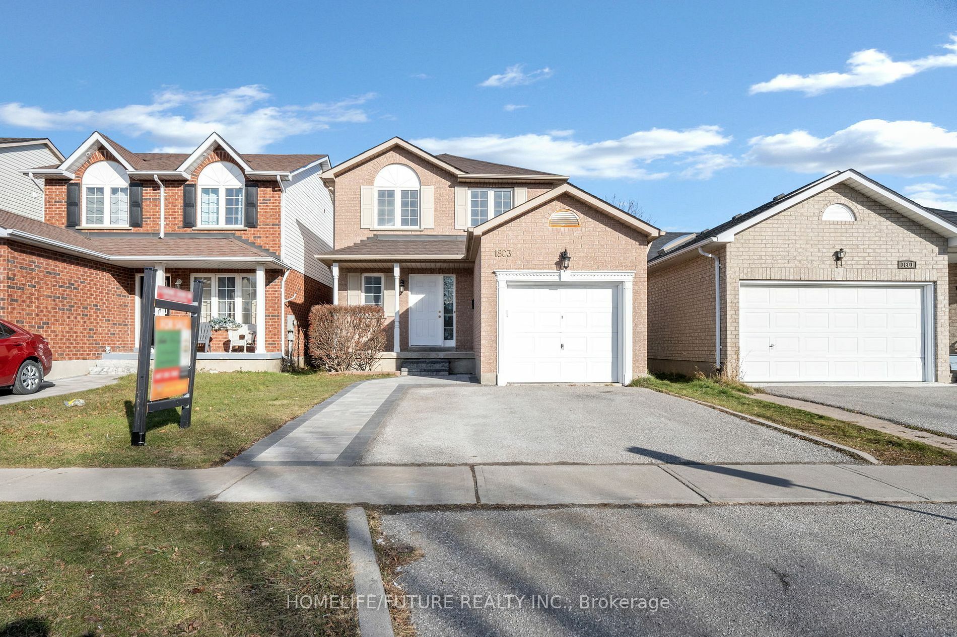 Property Photo:  1803 Dalhousie Cres  ON L1G 8C4 