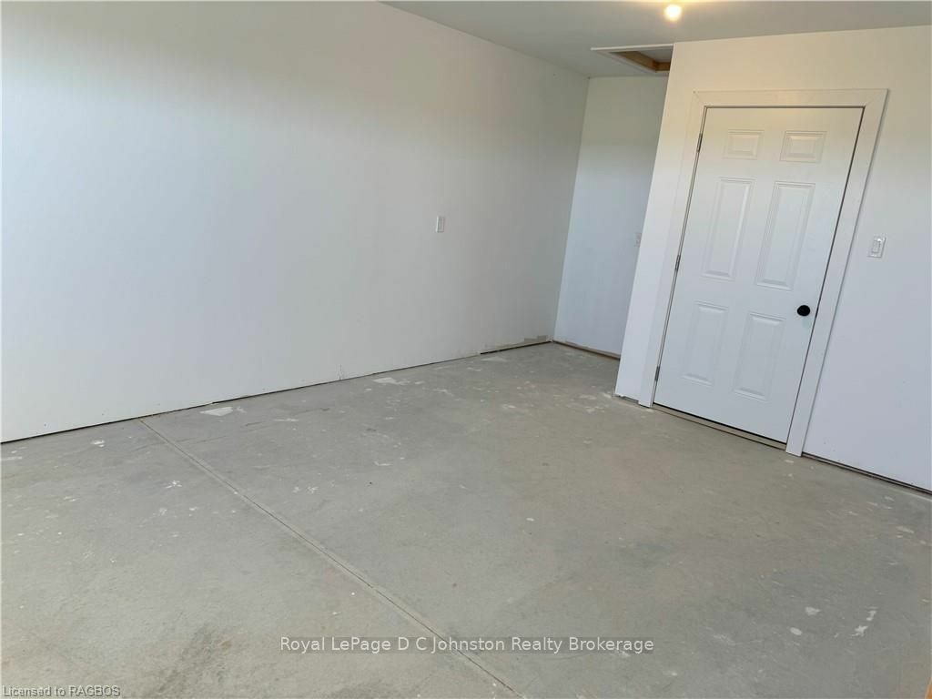 Property Photo:  1093 Waterloo St N  ON N0H 2C3 