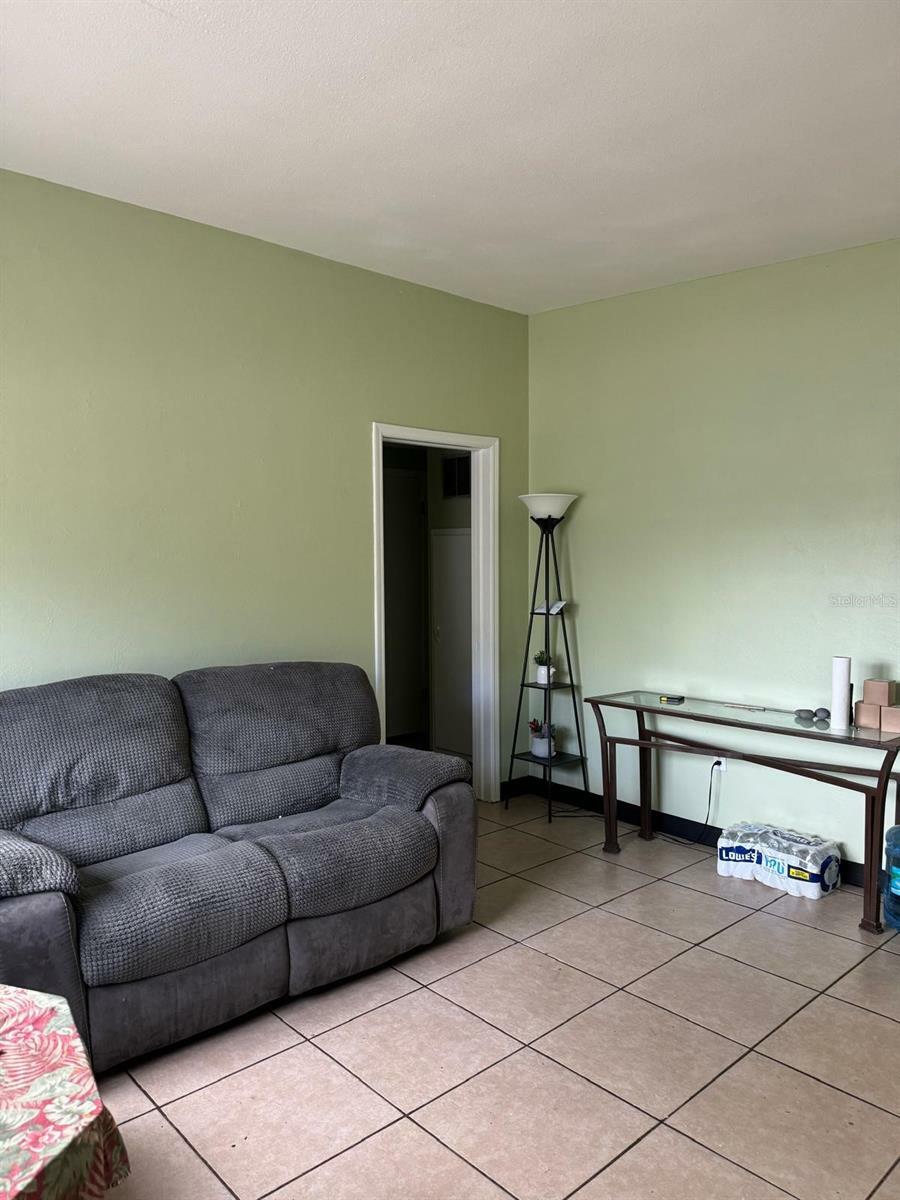 Property Photo:  116 S 4th Street  FL 33844 