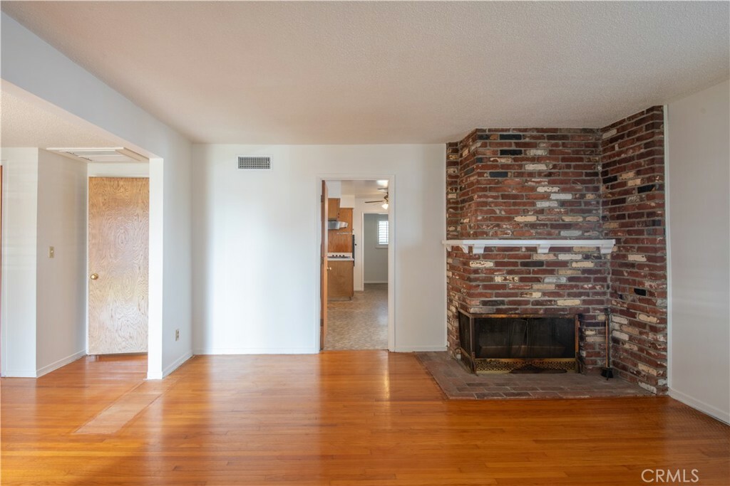 Property Photo:  1166 E Alexander Avenue  CA 92404 