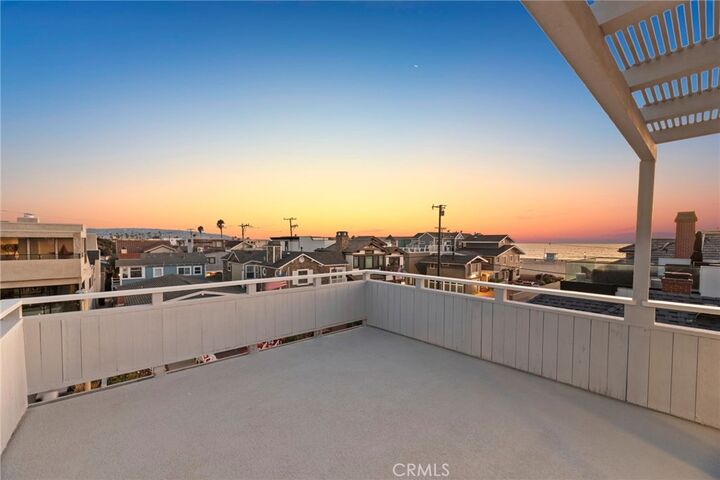 Property Photo: 41 19th Street CA 90254