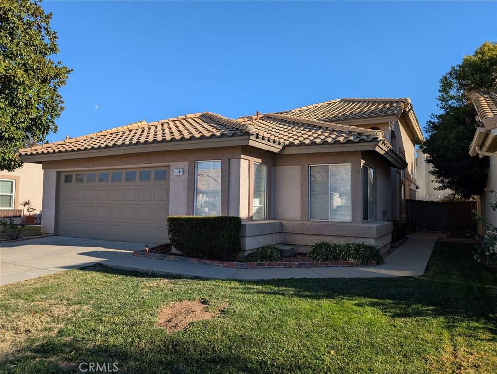 Property Photo: 892 Oakland Hills Drive CA 92220