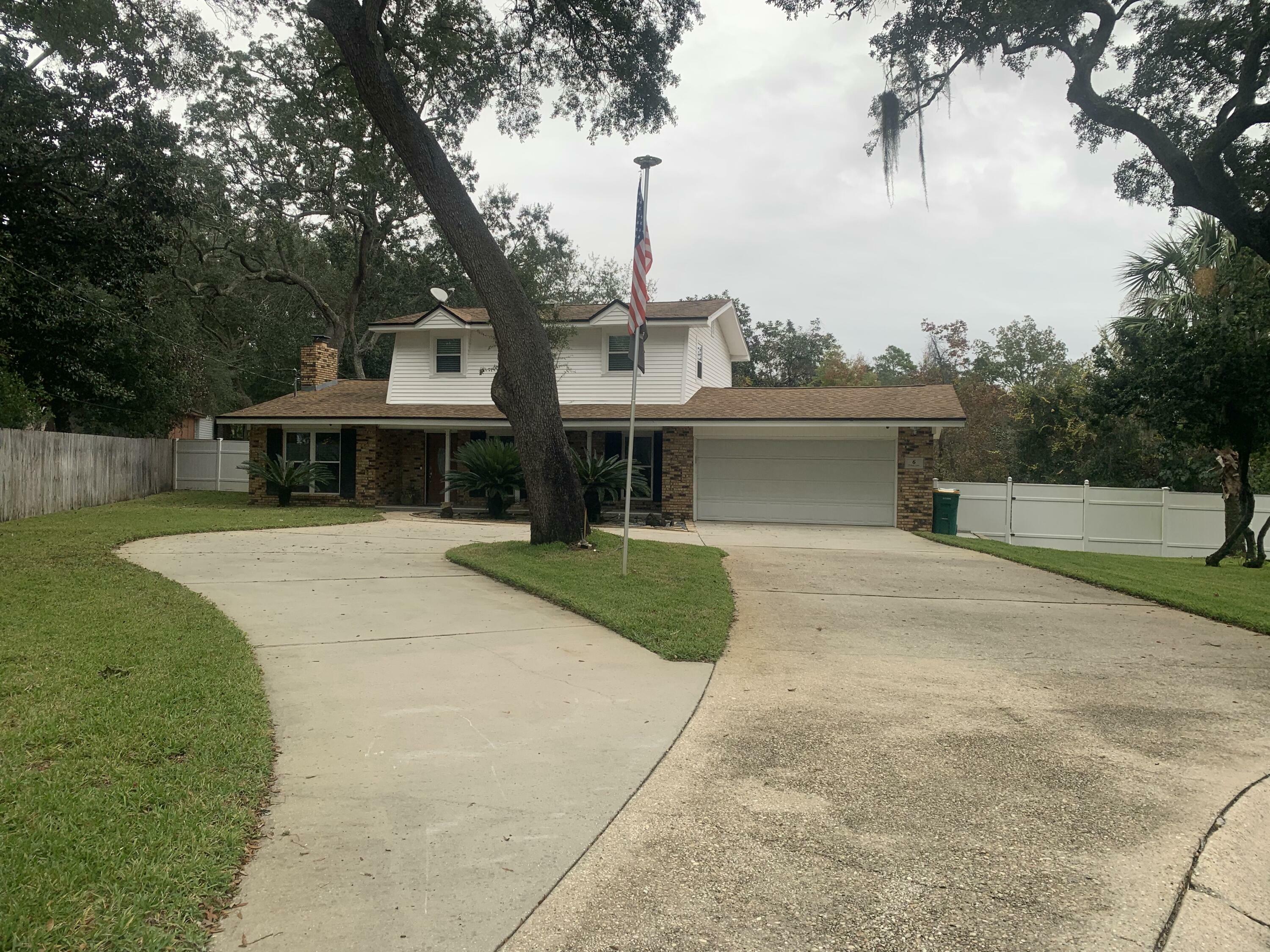 Property Photo:  6 Krivik Court  FL 32547 