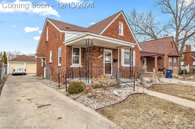 Property Photo:  1024 Moran Avenue  MI 48146 